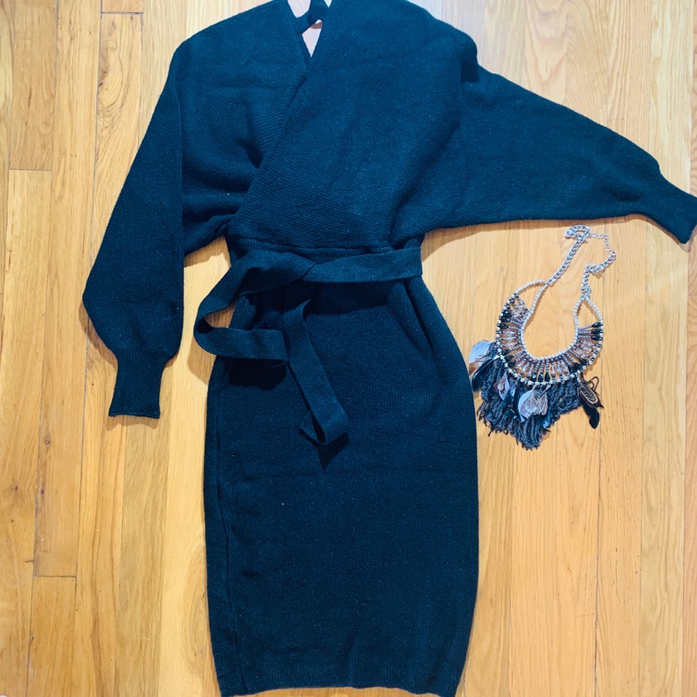 Black wrap-style sweater dress NWT with belt - Picture 1 of 6